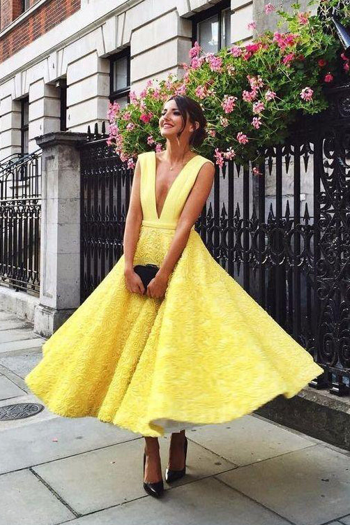 Yellow Lace Homecoming Dress Wedding Guest Gowns Deep V-Neck Evening Dress UQH0251