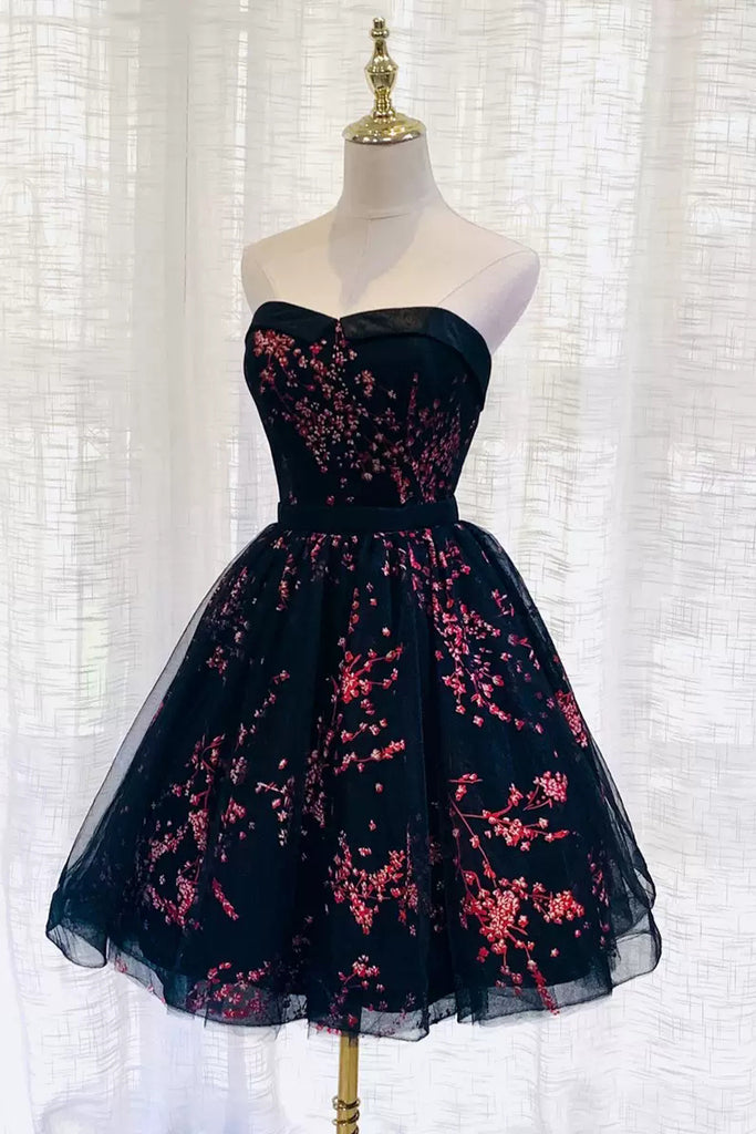 Black Cute Sweetheart Tulle Formal Dresses, Puffy Strapless Appliqued Homecoming Dress UQ1878