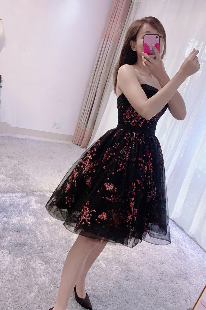 Black Cute Sweetheart Tulle Formal Dresses, Puffy Strapless Appliqued Homecoming Dress UQ1878