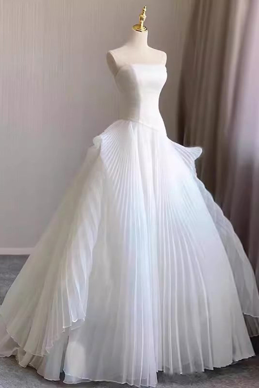 Puffy Strapless Tulle Wedding Dress, Simple Drop Waist Bridal Gown UQW0128