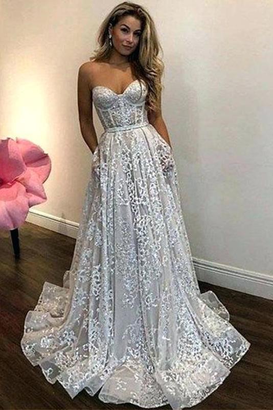 Vintage Ivory Sweetheart Wedding Dress Lace Beautiful Wedding Dress UQ1696