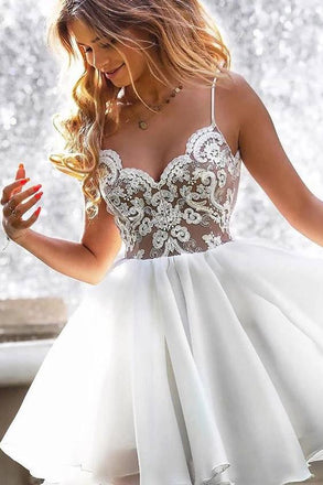 Scalloped-Edge Lace Appliques White Homecoming Dress, Chiffon Graduation Dresses UQ2109