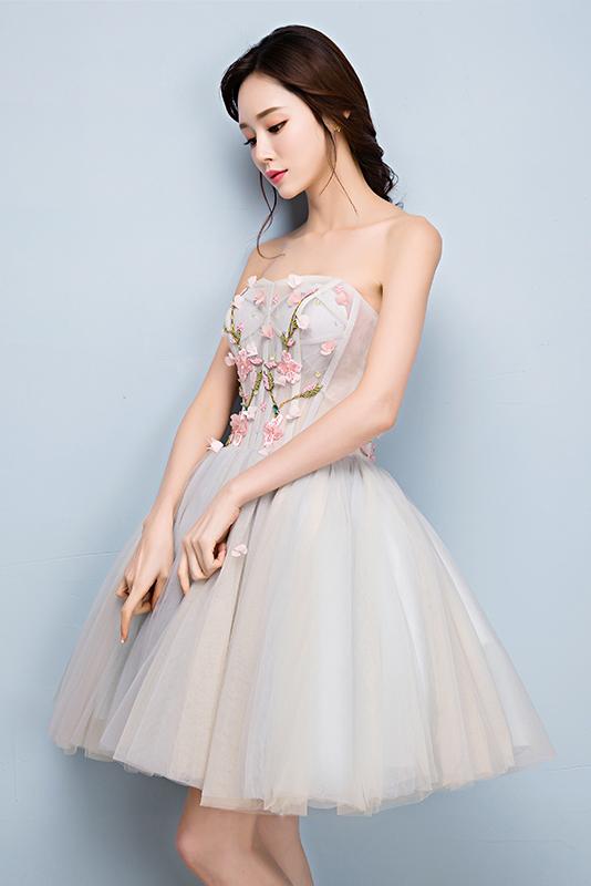 Unique Strapless Tulle Short Homecoming Dress with Appliques, A Line Sweetheart Prom Dress UQ1730