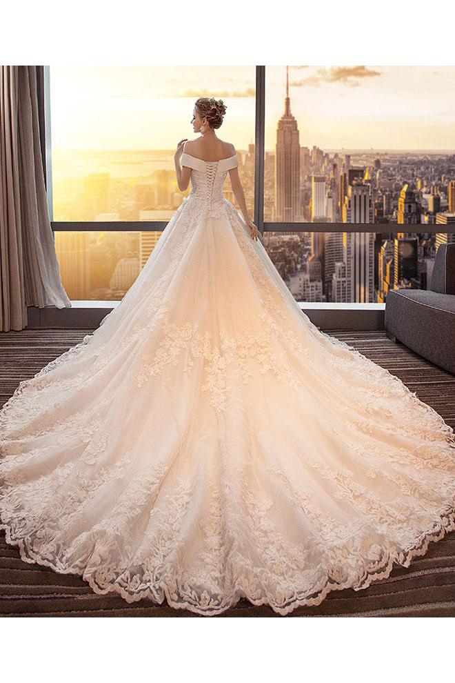 Princess Wedding Dresses With Long Trains Ball Gown Long Sleeves