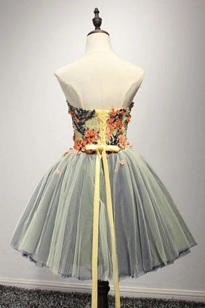 Cute Sweetheart Sleeveless Tulle Short Homecoming Dress with Appliques UQH0055