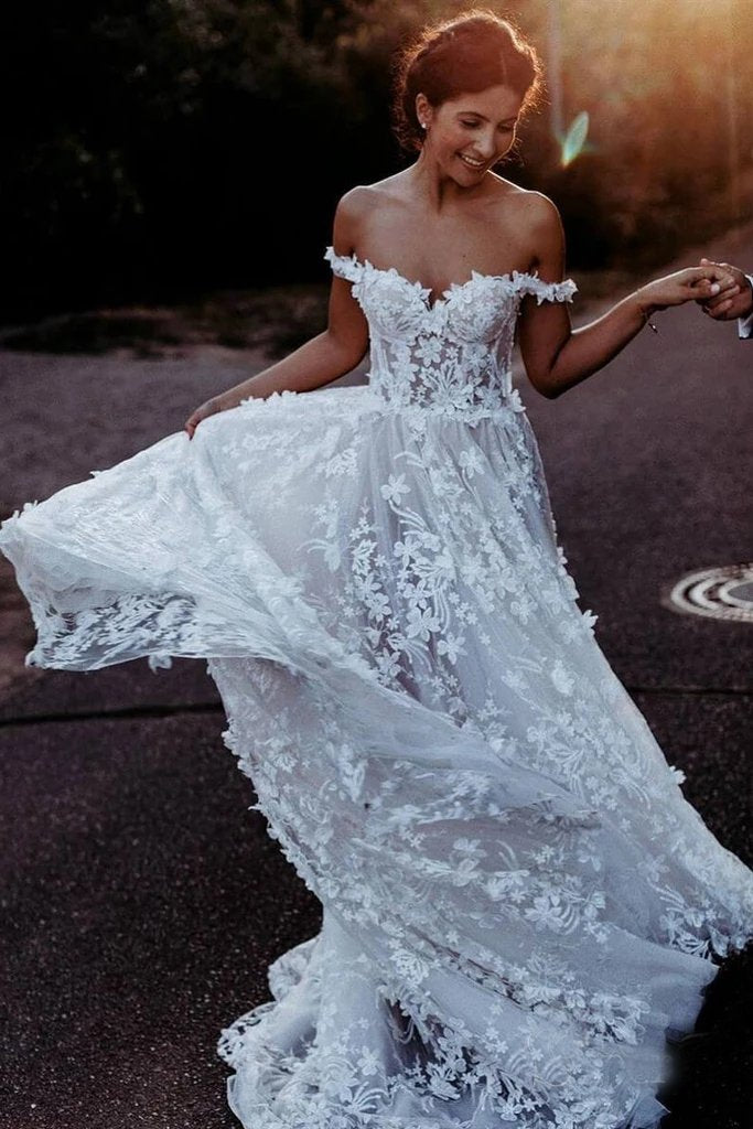 White Off the Shoulder Lace Beach Wedding Dresses Rustic Boho Wedding Dress UQ2264