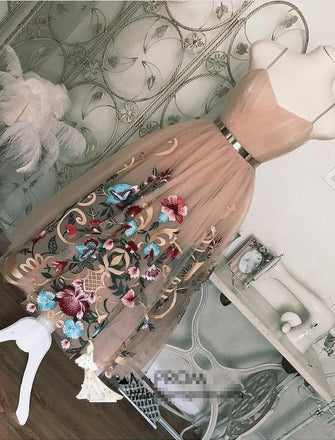 Tea Length Spaghetti Straps Homecoming Dress with Appliques, Cocktail Dresses with Belt UQ1845